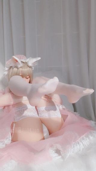 国产美女无遮挡在线_BD英语HD高清在线观看
