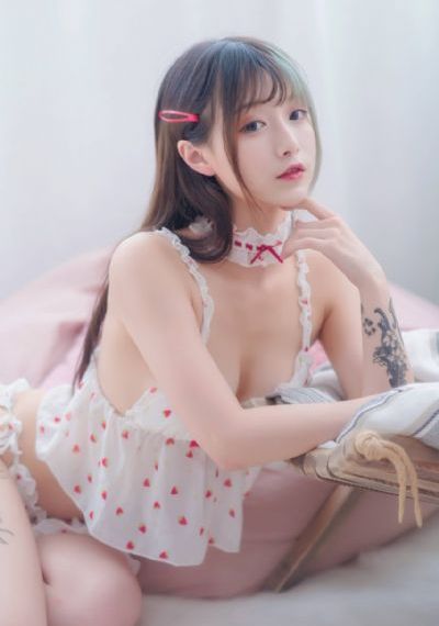 午夜少妇裸体自慰动作片_720最新电影在线观看