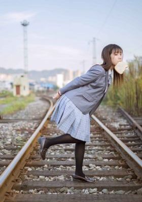 电影裸体女兵hd高清在线_韩国在线观看