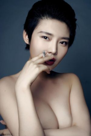 制服丝袜电影一区二区_BD韩语高清视频观看