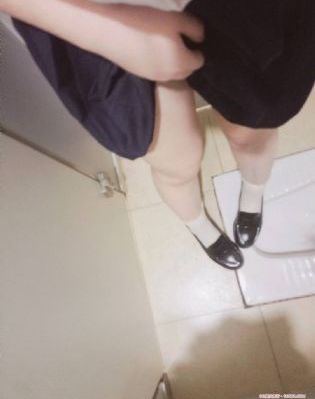 伊人久久大香线蕉综合色啪_DVD韩国电影在线观看
